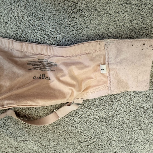 Torrid T-Short Bra - Picture 3 of 3
